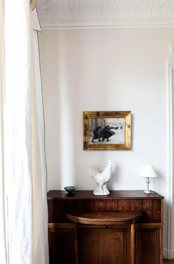 Veeve - Elegant Interiors In Bastille Apartment Paris 0*,